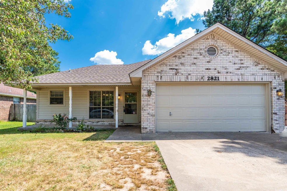 2821 Westport Cir, Conway, AR 72034 - photo 1