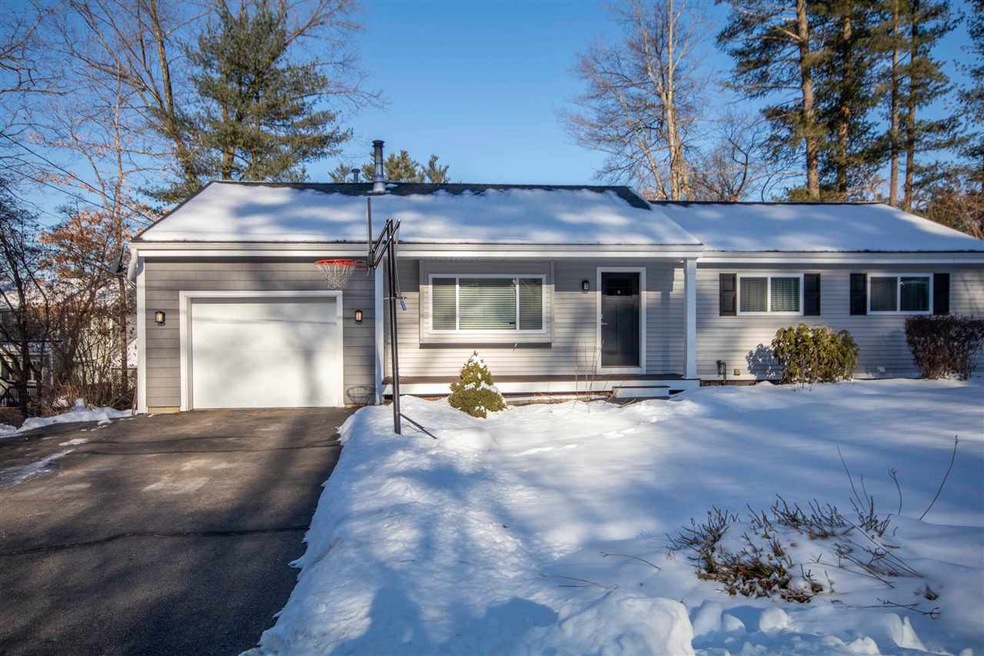 7 Tacoma Cir, Nashua, NH 03062 - photo 1