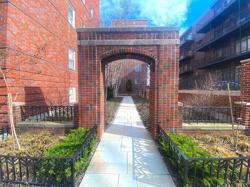 36 Highland Ave unit 8, Cambridge, MA 02139 - photo 1