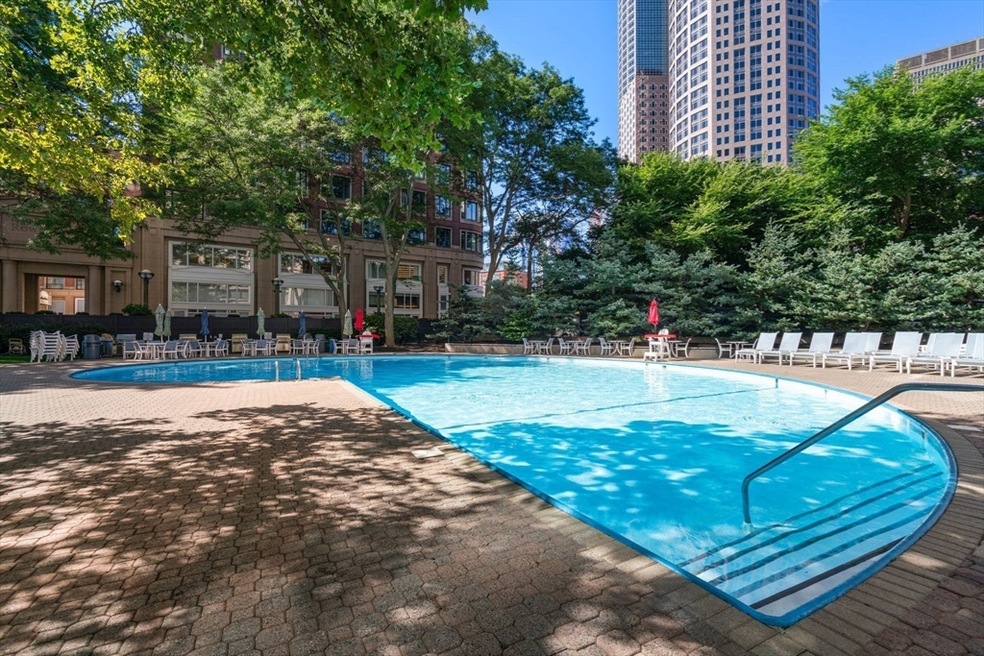 Harbor Towers unit 19D, Boston, MA 02110 - photo 1