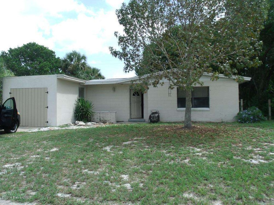 Real estate-0969