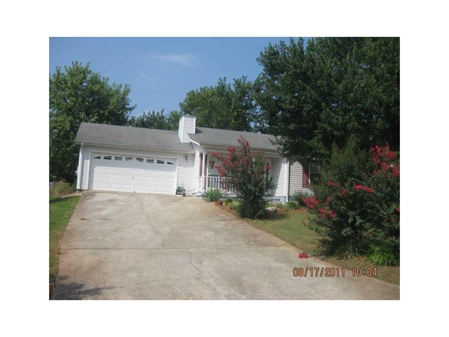 5082 Memory Ln, Flowery Branch, GA 30542 - photo 1