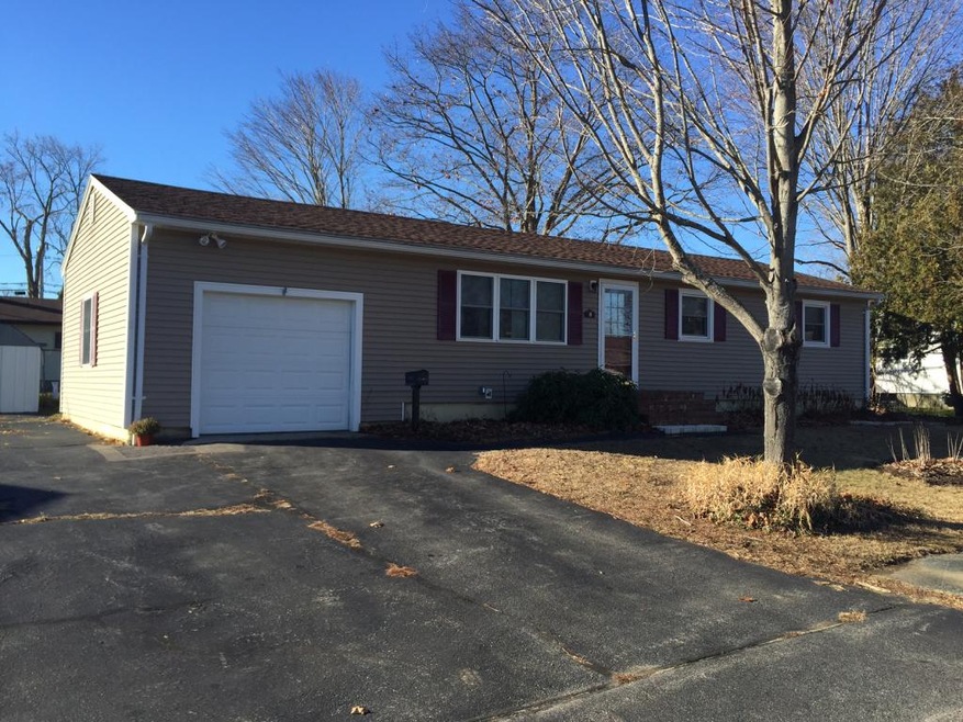 8 Suzanne Dr, Portsmouth, NH 03801 - photo 1