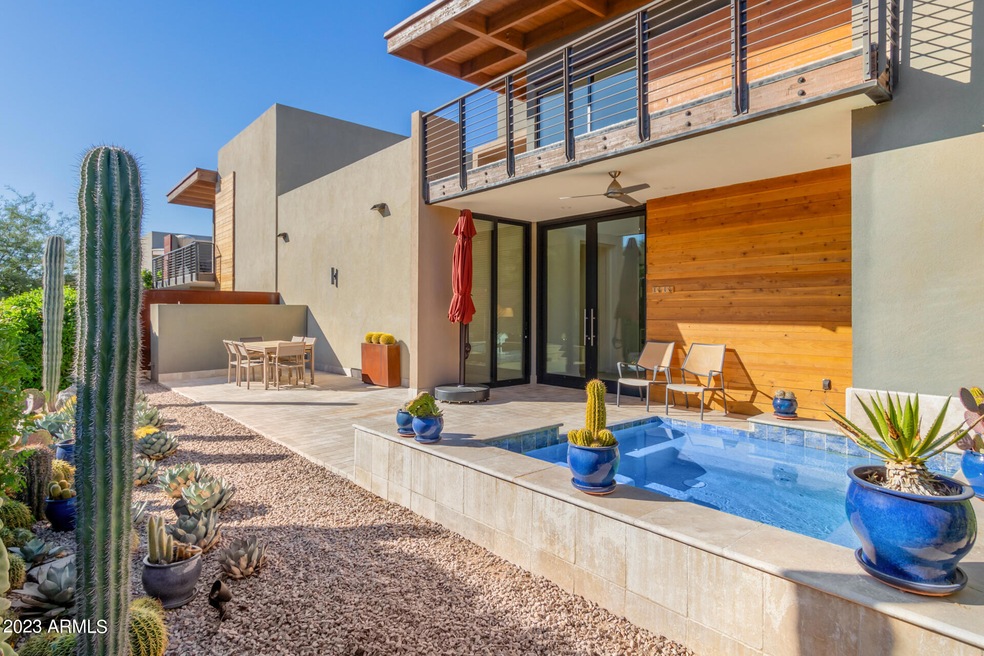 0048-49 - Cave Creek