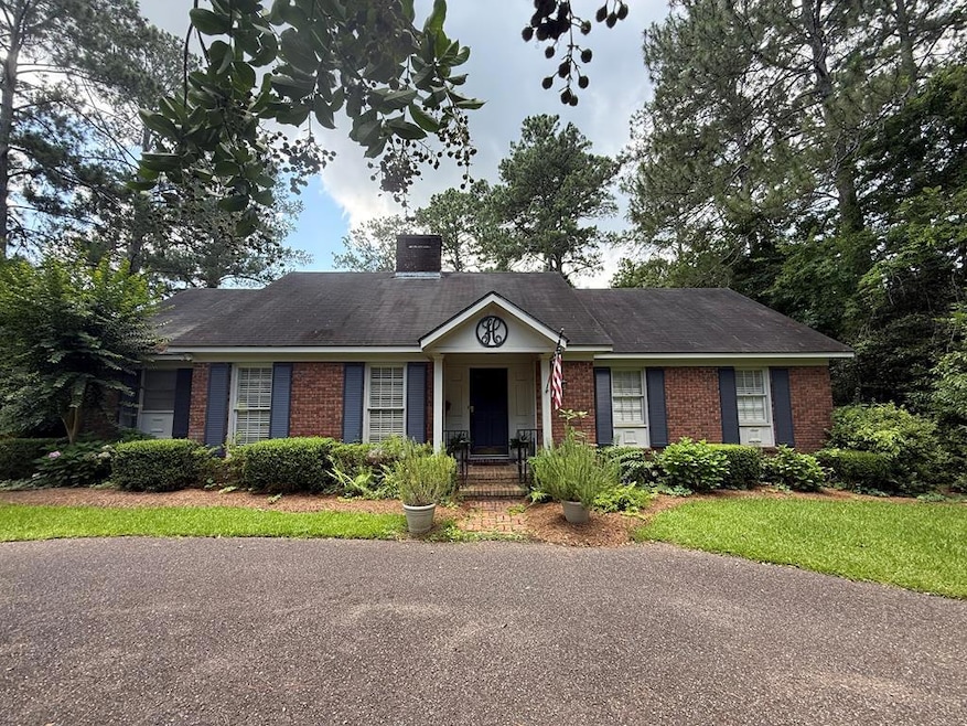 Under Contract $359,900