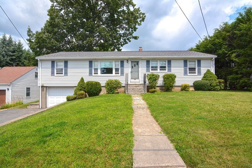 121 Francis St, Worcester, MA 01606 - photo 1