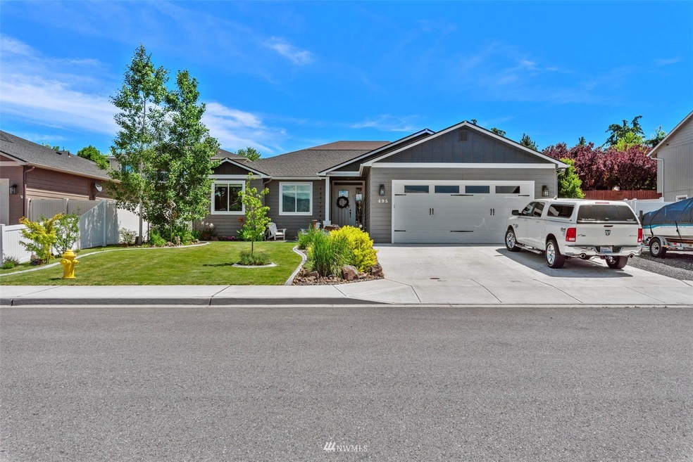 495 S Mason Ave, East Wenatchee, WA 98802 - photo 1