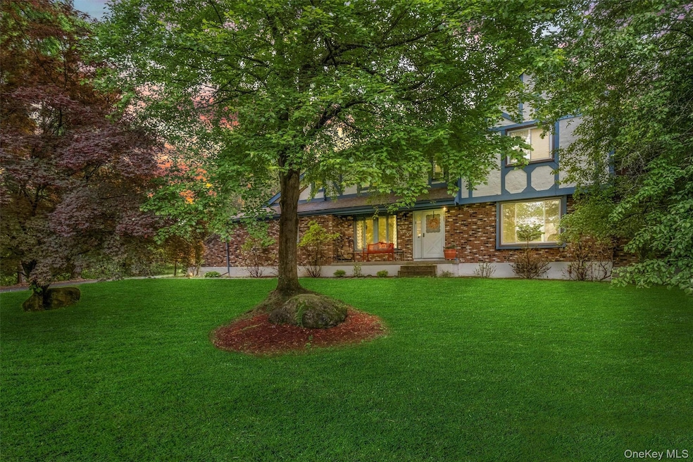 3 Sebastian Ct, Hopewell Junction, NY 12533 - photo 1