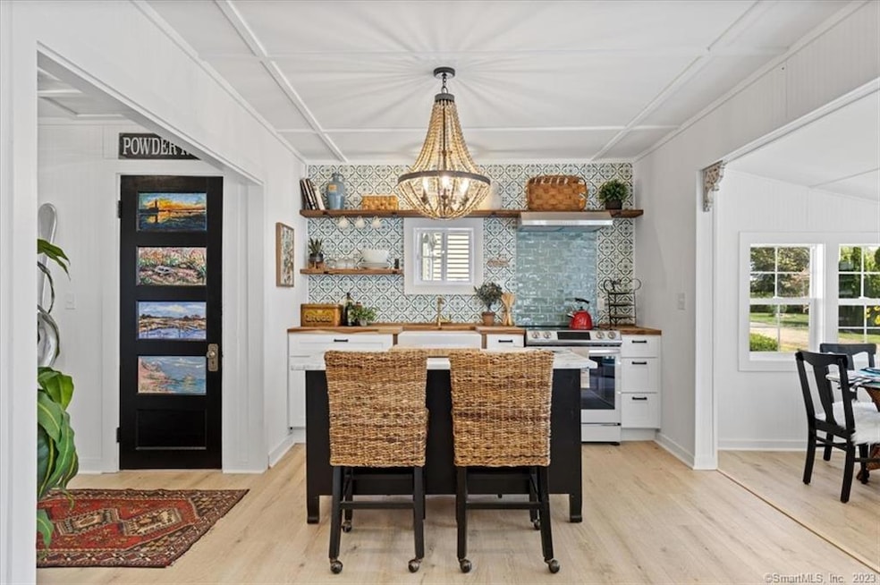 10 Quotonset Ln, Westbrook, CT 06498 - photo 1