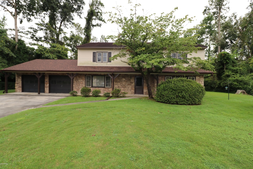 111 Acorn Ct, Jacksonville, NC 28540 - photo 1