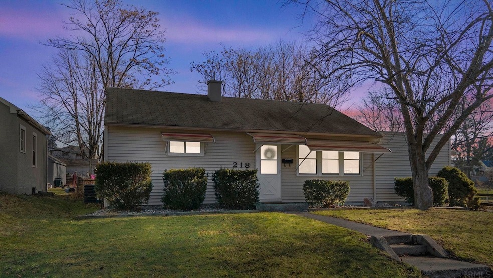 218 S Mcclellan St, Auburn, IN 46706 - photo 1