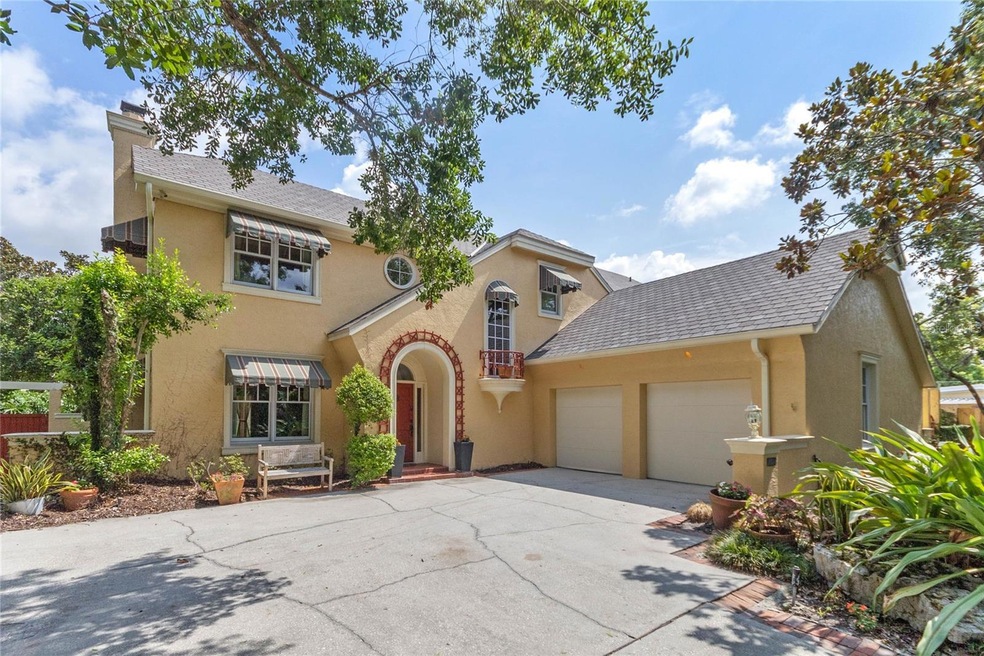 Sold $1,075,000 • Co-Listing Agent