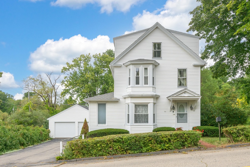 41 Lindsay Rd, York, ME 03909 - photo 1