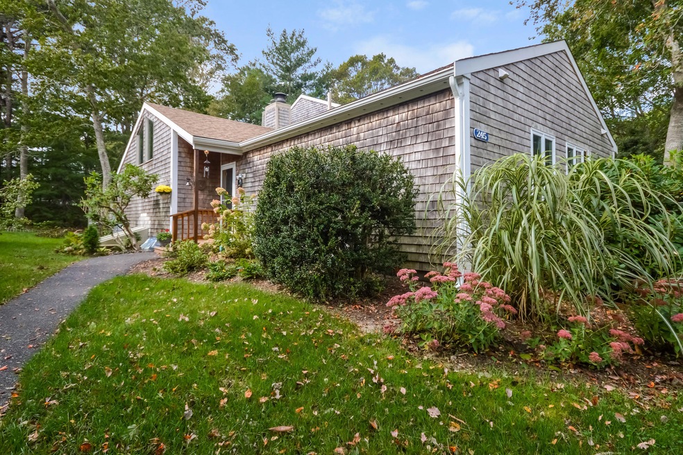001-Front_View-4863048-medium