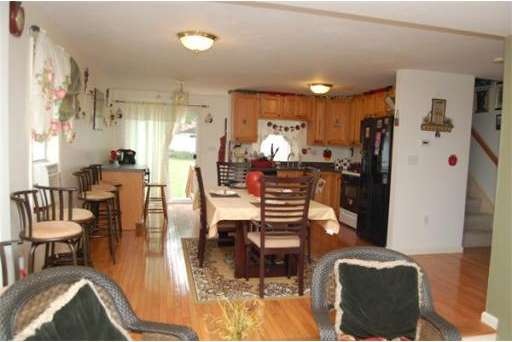 19 Barber St unit B, Medway, MA 02053 - photo 1