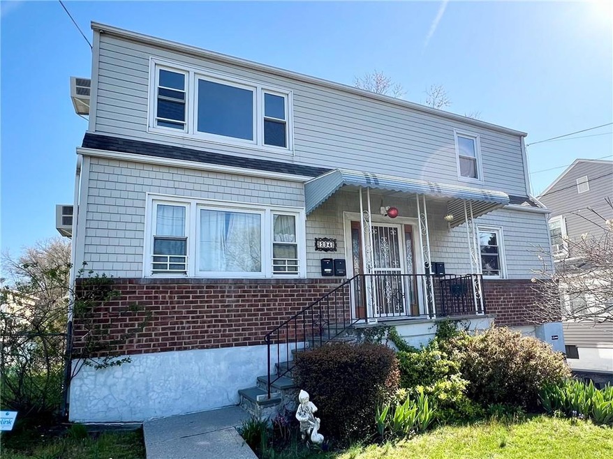 294 Mile Square Rd unit 2, Yonkers, NY 10701 - photo 1