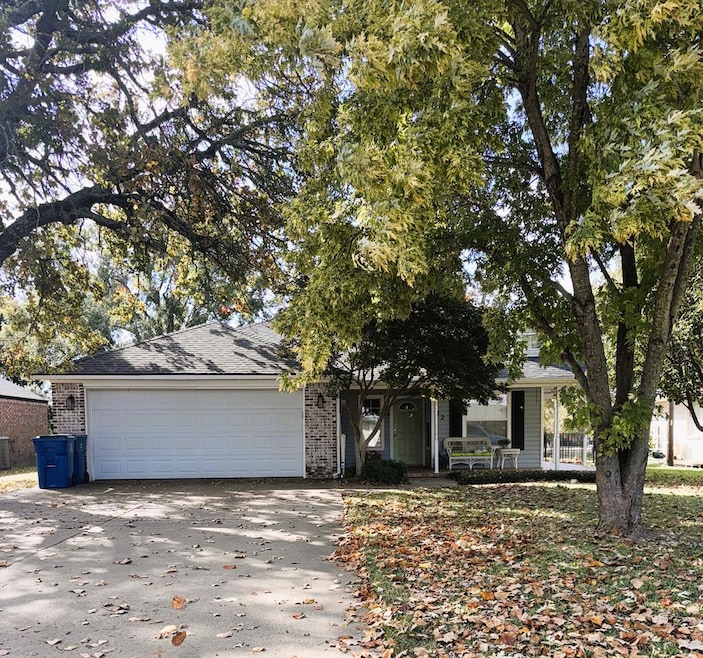 32 Shoreline Dr, Malakoff, TX 75148 - photo 1