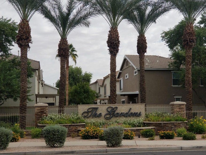 THE GARDENS ENTRANCE