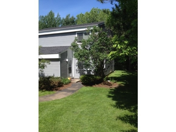 D1 Grandview Dr, South Burlington, VT 05403 - photo 1