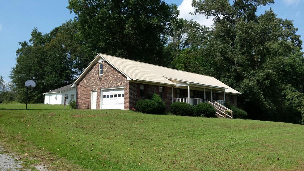 Worth house