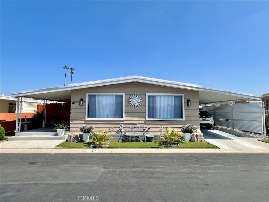 601 N Kirby St unit 67, Hemet, CA 92545 - photo 1