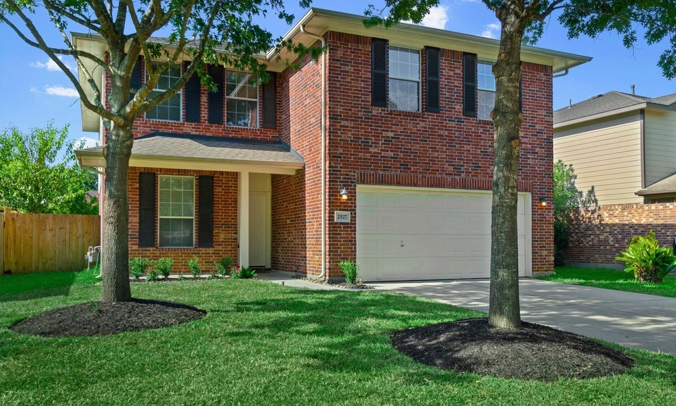 2527 Camden Park Dr, Conroe, TX 77385 - photo 1