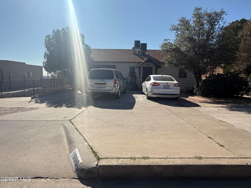 2612 San Jose Ave unit C, El Paso, TX 79930 - photo 1
