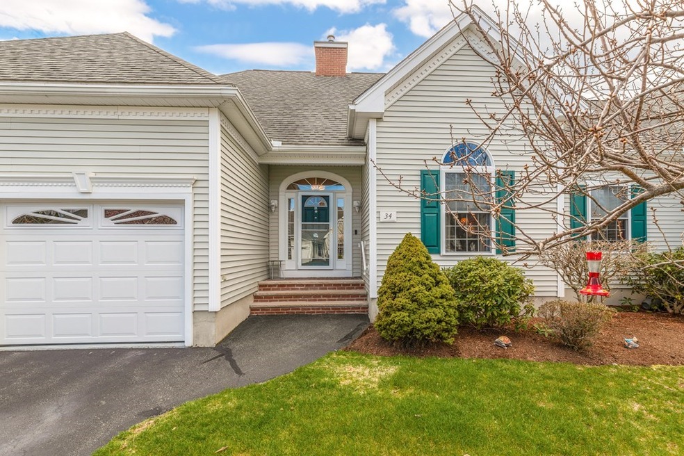 34 Hickory Crossing, Dracut, MA 01826 - photo 1