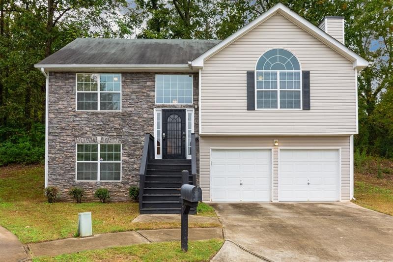 3463 Creekview Dr, Rex, GA 30273 - photo 1