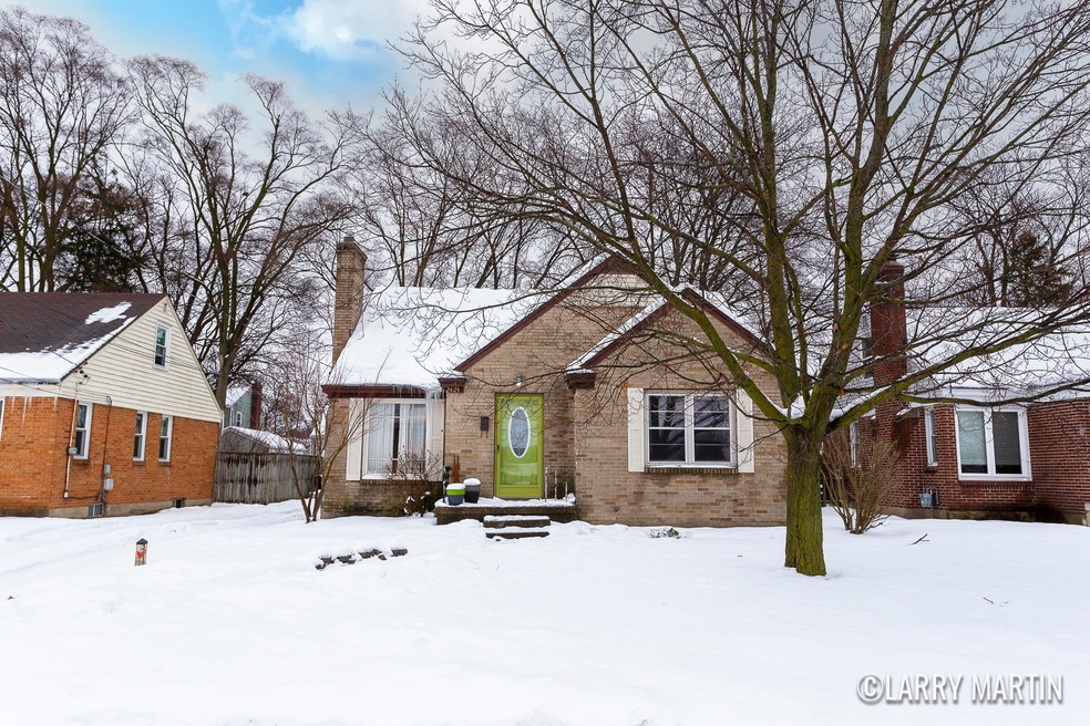 2424 Marshall Ave SE_1