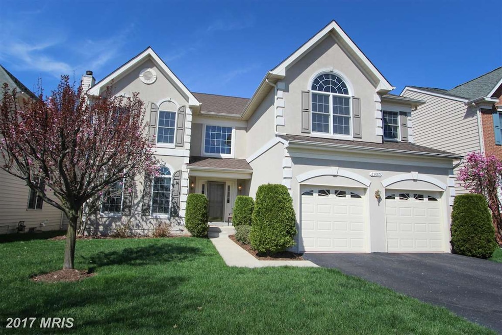 25889 Donovan Dr, Chantilly, VA 20152 - photo 1