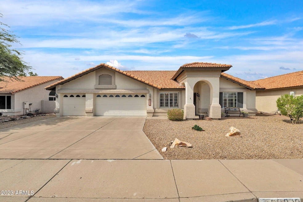 1-web-or-mls-P1000994