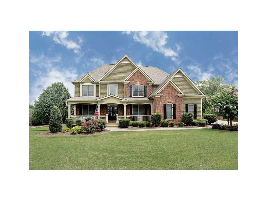 Facade/Exterior Front. Curb appeal doesn t get any