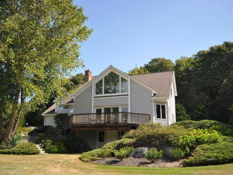 120 Gondola Ave, Jamestown, RI 02835 - photo 1