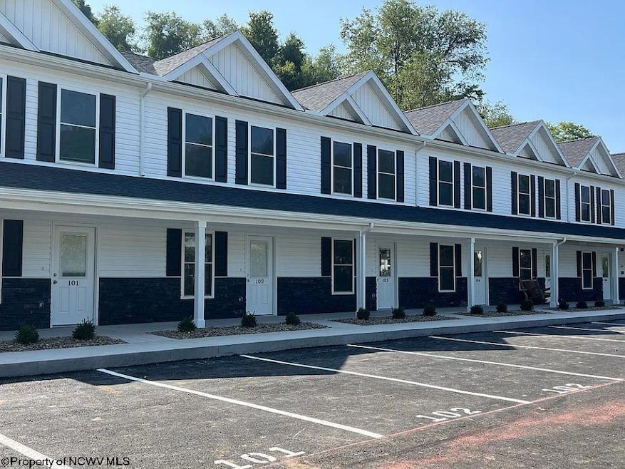 For Rent $1,250/month