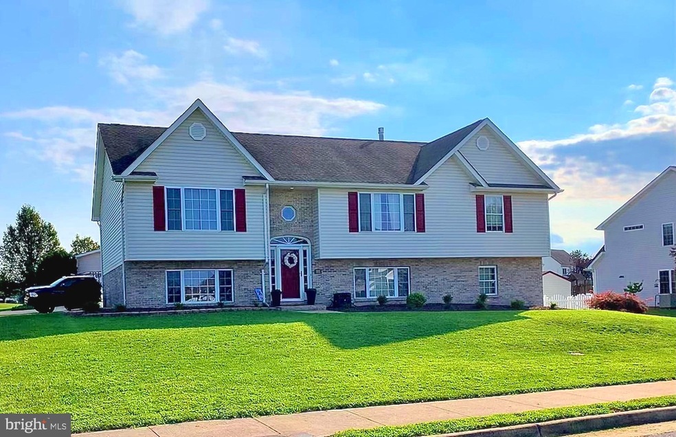 101 Jutland Ct, Stephens City, VA 22655 - photo 1