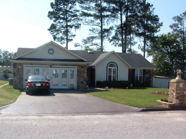 2740 Crosshaven Dr, Hephzibah, GA 30815 - photo 1