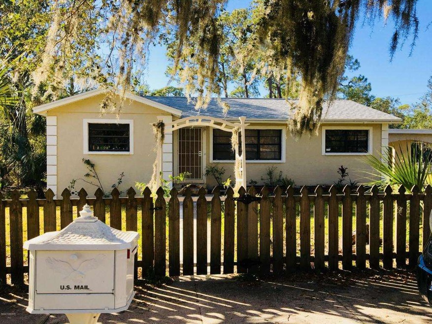 Varr house front
