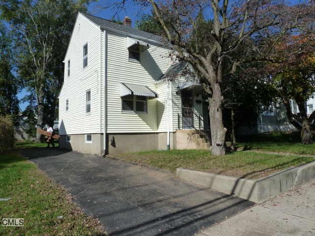 971 Sylvan Ave, Bridgeport, CT 06606 - photo 1