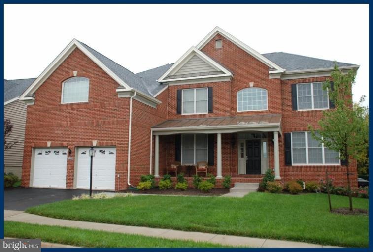 0 Weybridge Square unit 1004587624, Ashburn, VA 20148 - photo 1