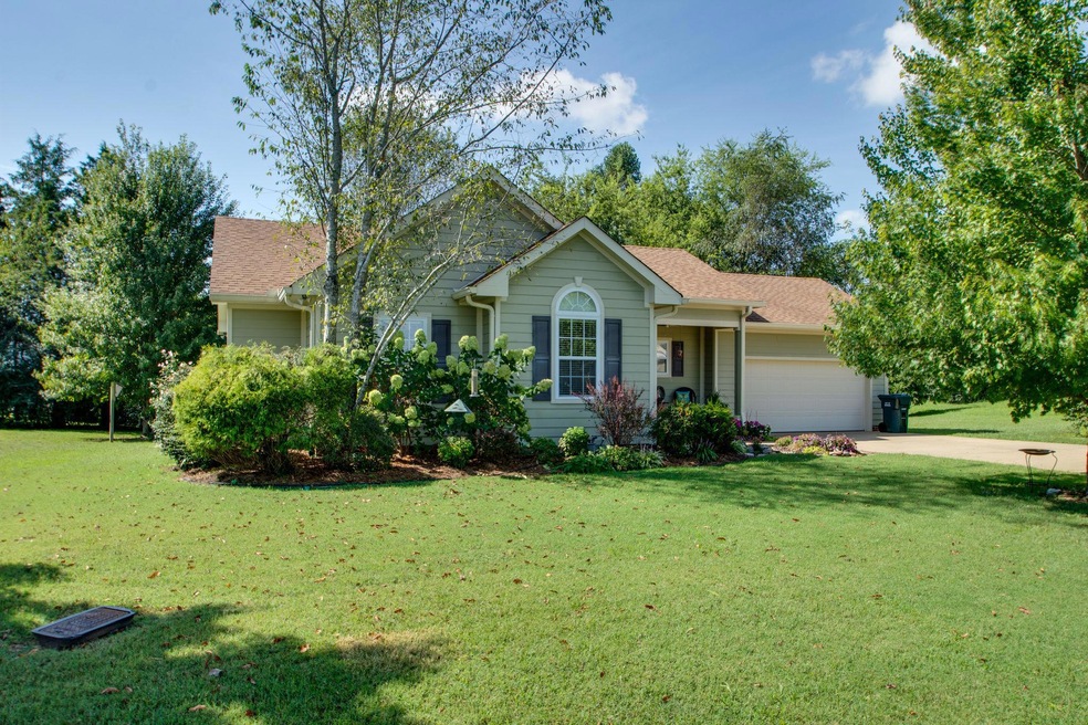 Welcome to 122 Saddle Creek!