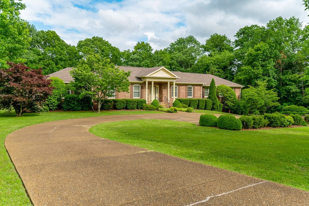 Sold $975,000 • Co-Listing Agent