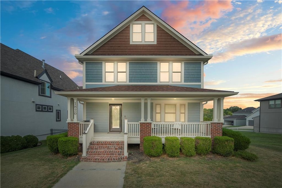 1820 SW Napa Valley Dr, Lees Summit, MO 64082 - photo 1