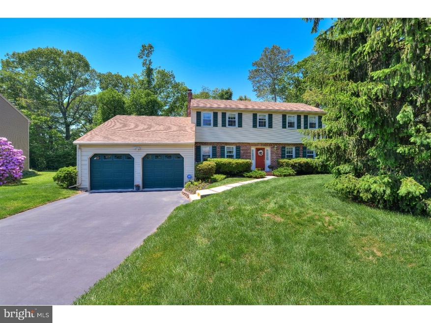 636 W Saint Andrews Dr, Media, PA 19063 - photo 1