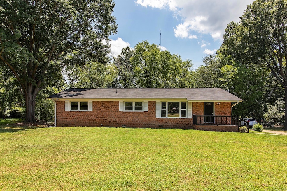 1121 Rembrandt Dr SW, Concord, NC 28027 - photo 1