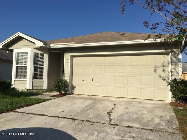 2326 Townsquare Dr, Jacksonville, FL 32216 - photo 1