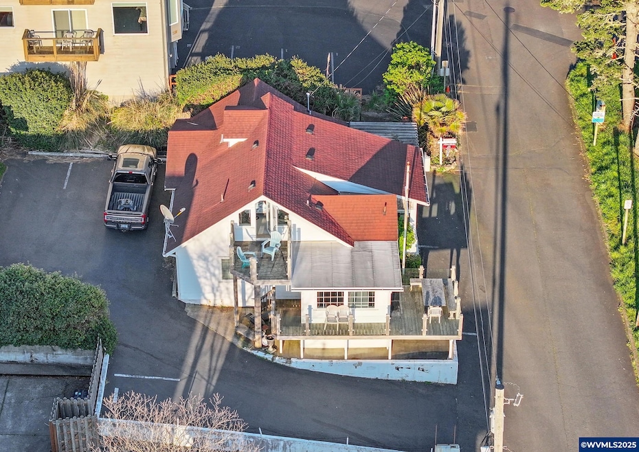 25 Clarke St, Depoe Bay, OR 97341 - photo 1