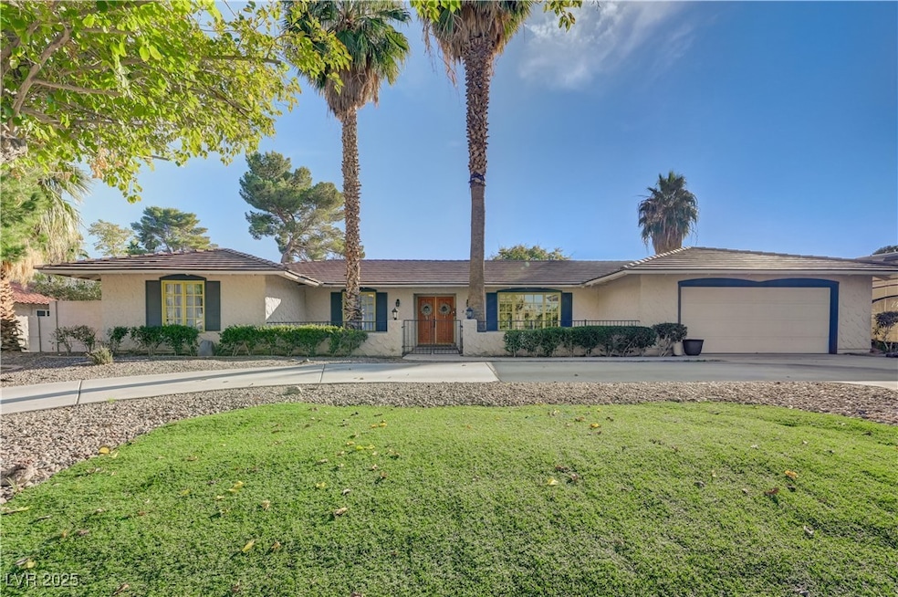 3689 N Rosecrest Cir, Las Vegas, NV 89121 - photo 1