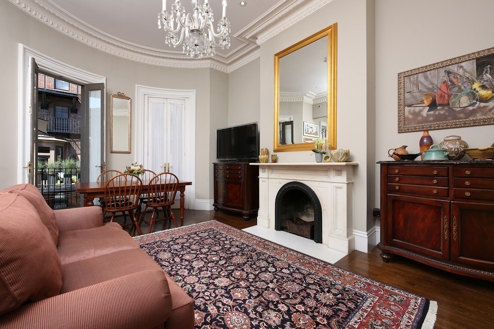 124 Pembroke St unit 2, Boston, MA 02118 - photo 1