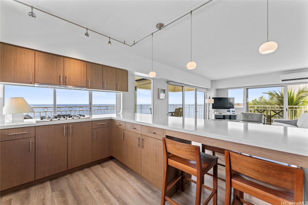 2161 Kalia Rd unit 500, Honolulu, HI 96815 - photo 1